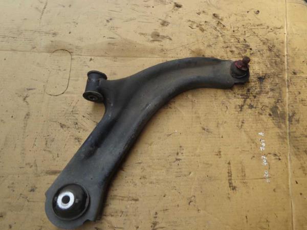 TRIANGLE AVANT DROIT NISSAN NOTE E11 2006-2013 - Vue 1